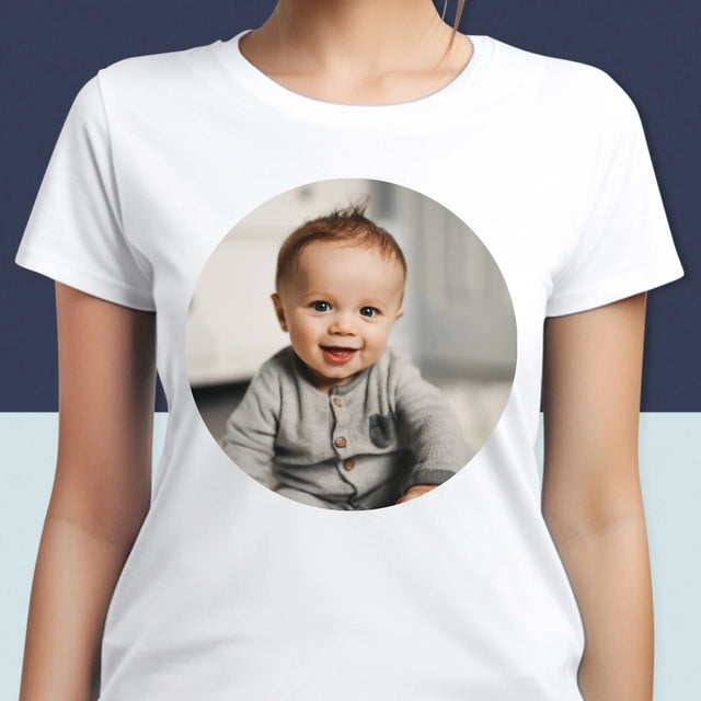 Fotografie Si Semnătură: Fotografie În Cerc - Tricou Pentru Femei