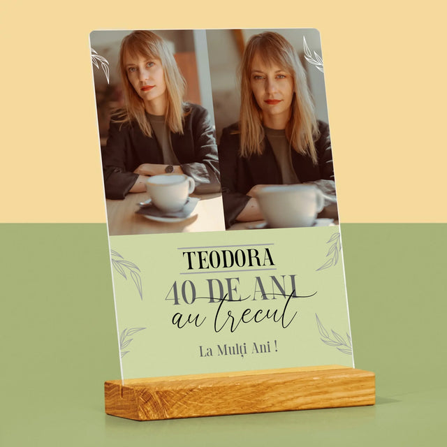 Colaj De Fotografii: Au Trecut 40 De Ani - Imprimare Pe Sticlă Acrilică (Verticală)