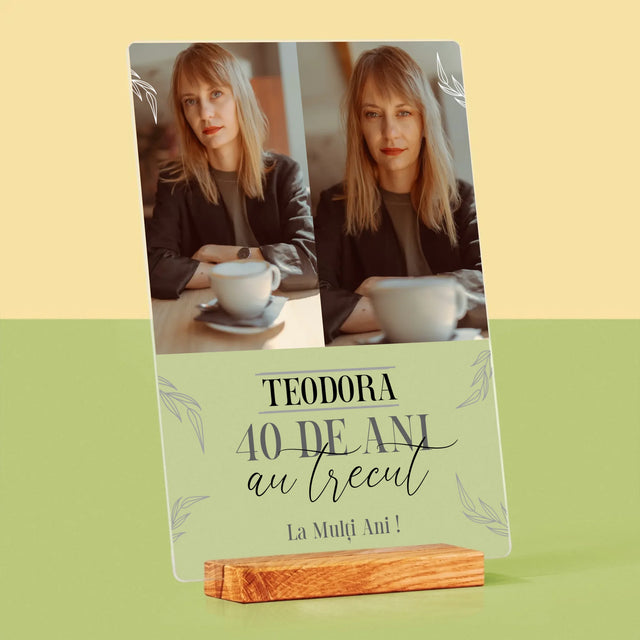 Colaj De Fotografii: Au Trecut 40 De Ani - Imprimare Pe Sticlă Acrilică (Verticală)