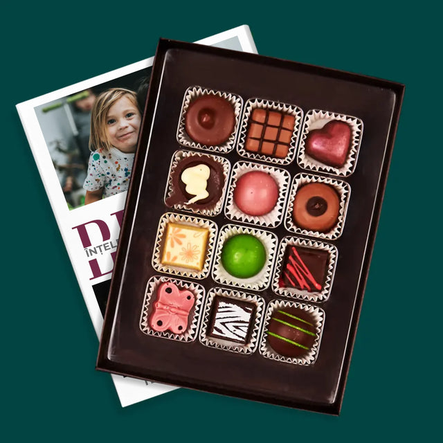 Colaj De Fotografii: Bunică Trăsături De Caracter - Praline