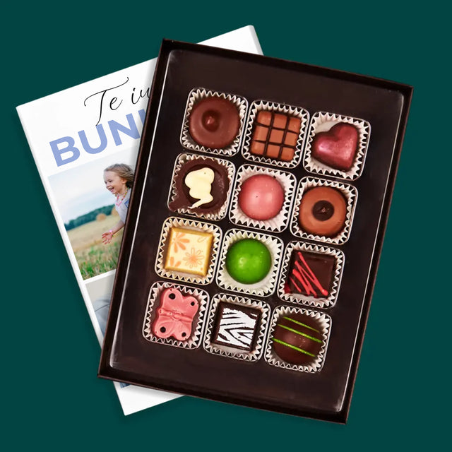 Colaj De Fotografii: Te Iubim Bunicule - Praline