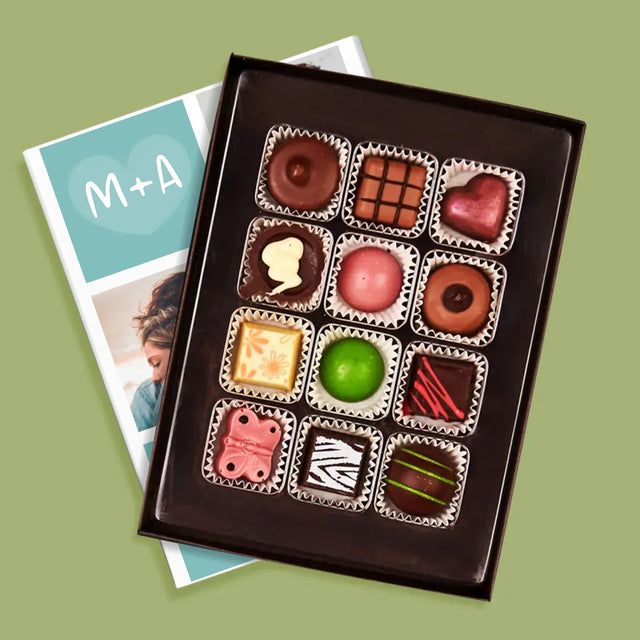 Colaj De Fotografii: Te Iubesc Inițiale - Praline