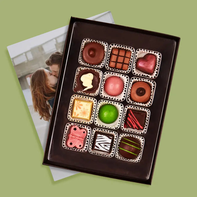 Colaj De Fotografii: Inițiale Inimă - Praline