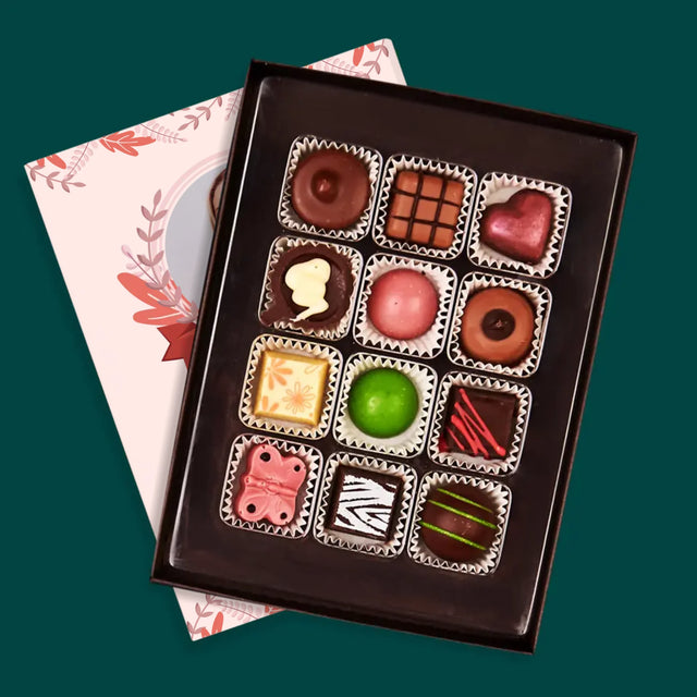 Fotografie Si Semnătură: Creată Pentru A Preda - Praline