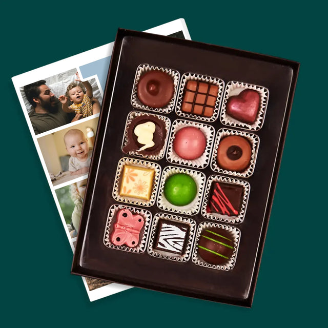 Colaj De Fotografii: Inscripție Tata - Praline