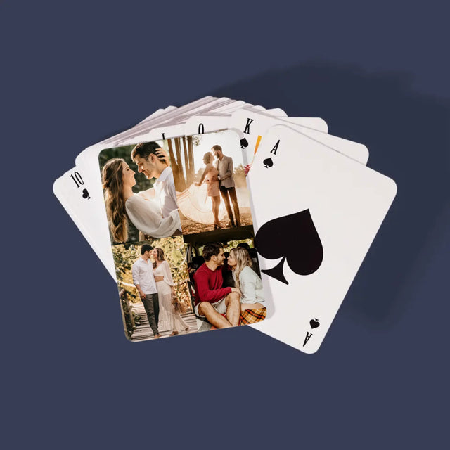 Colaj De Fotografii: 4 Fotografii - Cărți De Jok