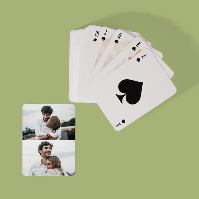 Colaj De Fotografii: 2 Fotografii - Cărți De Jok