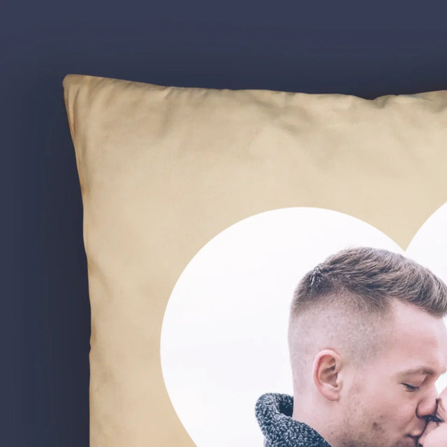 Colaj De Fotografii: Inițiale Inimă - Pernă (Cu Fotografie)