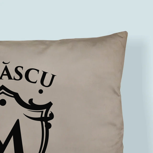 Monogramă: Monogramă Blazon - Pernă (Cu Fotografie)