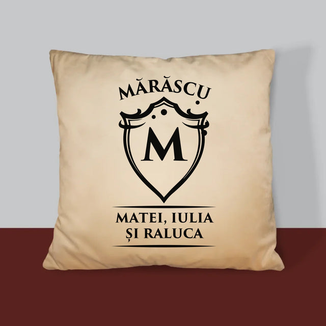 Monogramă: Monogramă Blazon - Pernă (Cu Fotografie)