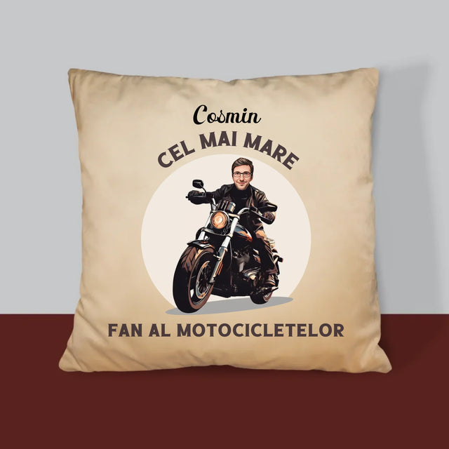 Personajul Tău: Fanul Motocicletelor - Pernă (Cu Fotografie)