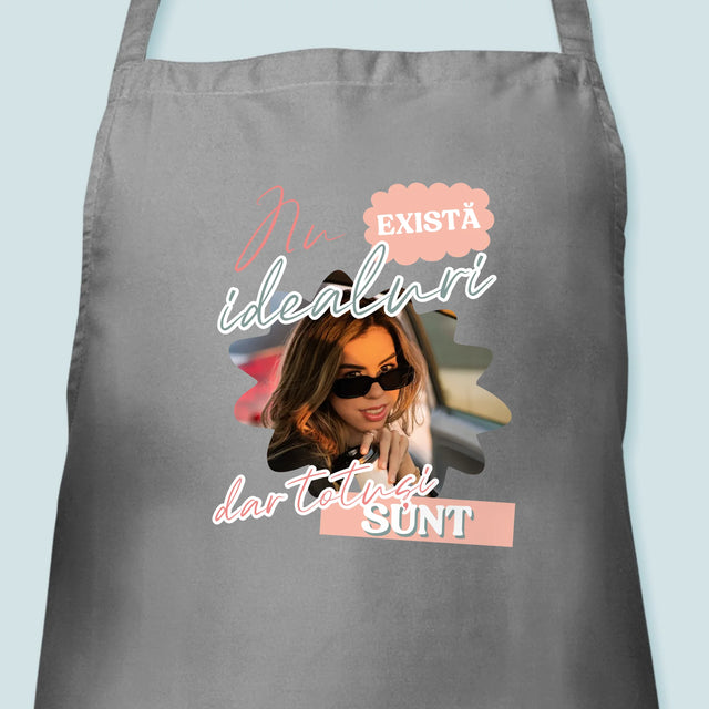 Fotografie Si Semnătură: Nu Există Idealuri - Șorț