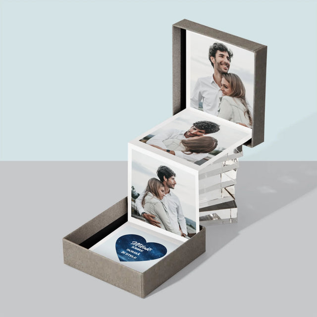 Colaj De Fotografii: Iubire Scrisă În Stele - Set De Fotografii Pliante