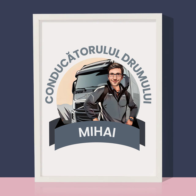 Personajul Tău: Conducătorul Drumului - Imprimare Cu Ramă 30X40 (Verticală)