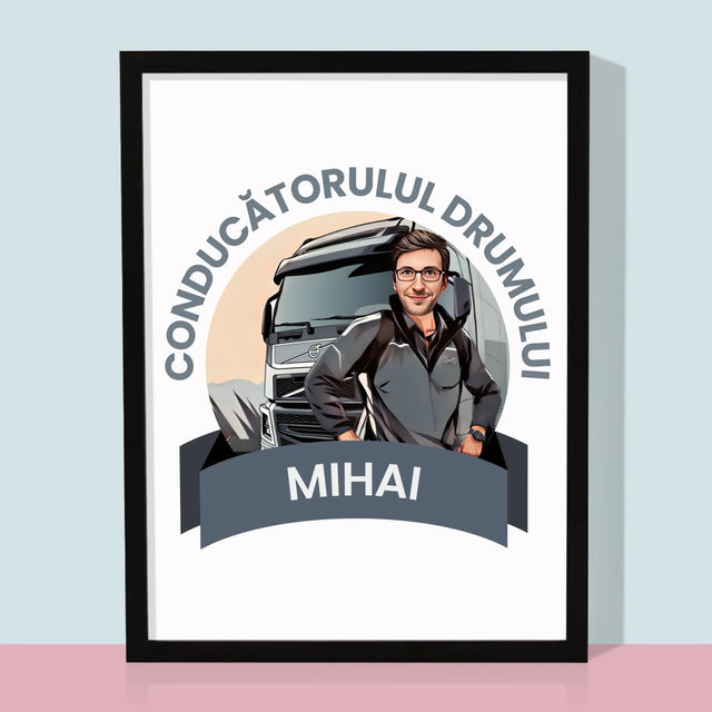 Personajul Tău: Conducătorul Drumului - Imprimare Cu Ramă 30X40 (Verticală)