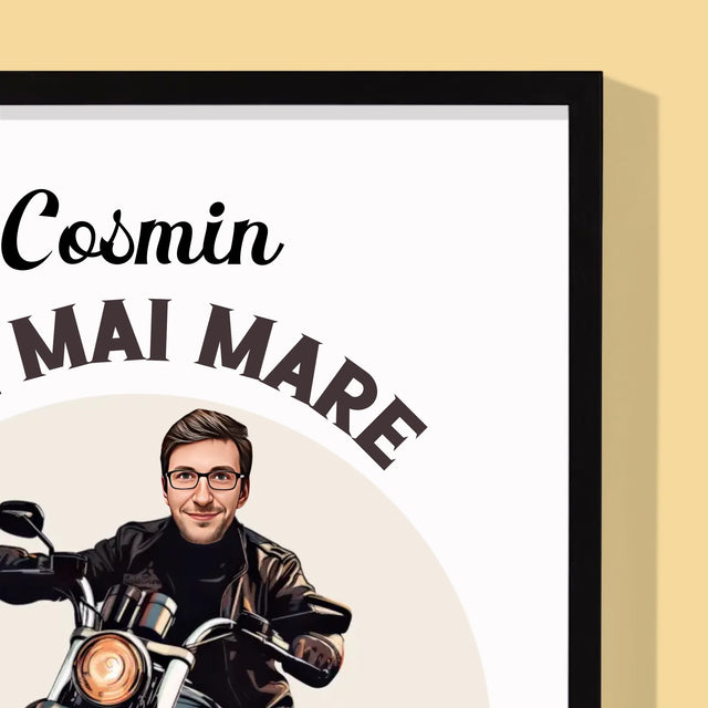 Personajul Tău: Fanul Motocicletelor - Imprimare Cu Ramă 30X40 (Verticală)