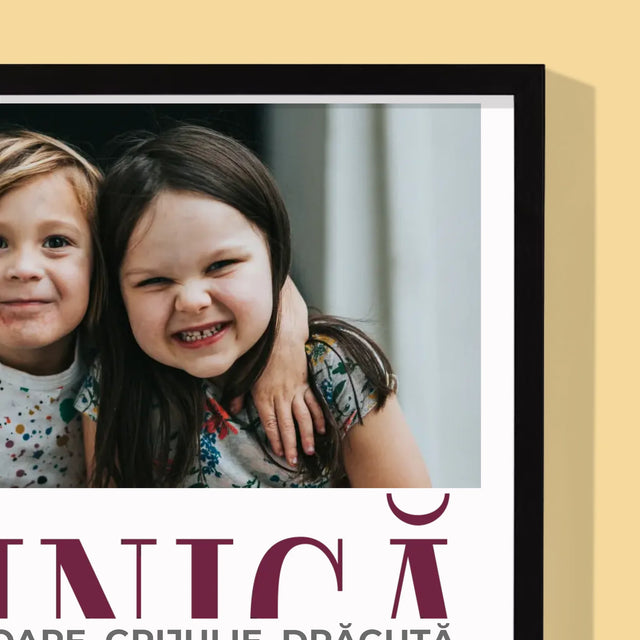 Colaj De Fotografii: Bunică Trăsături De Caracter - Imprimare Cu Ramă 30X40 (Verticală)