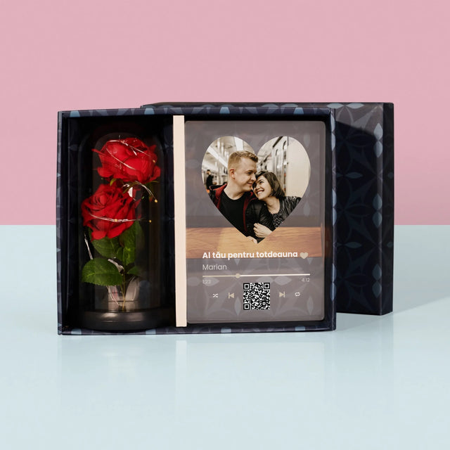 Fotografie și legendă: Our Song Heart Qr Code - Set cadou cu imprimeu pe sticlă și Eternal Rose | R.O