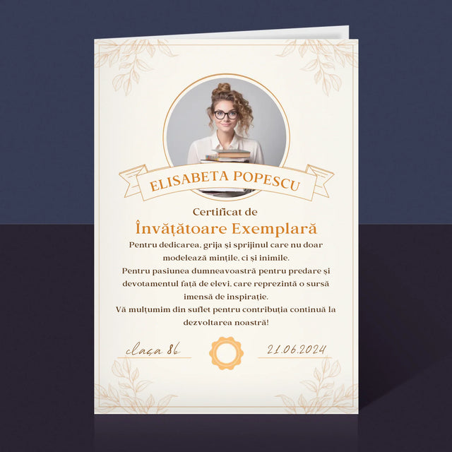 Fotografie Si Semnătură: Certificat De Învățătoare Exemplară - Card Cu Felicitări