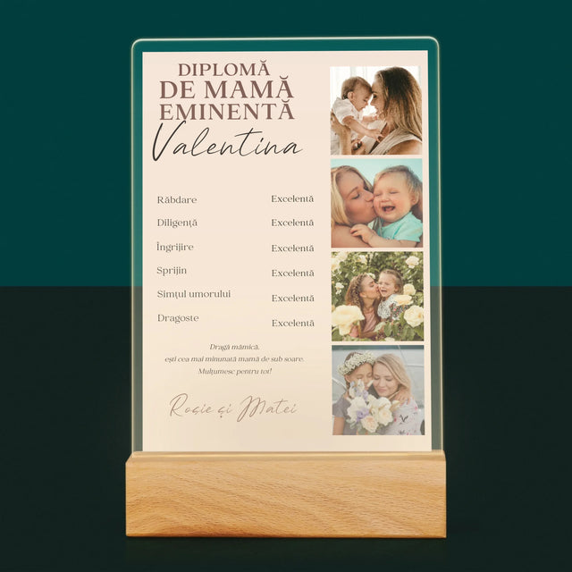 Colaj De Fotografii: Diplomă De Mamă Eminentă - Imprimare Pe Sticlă Acrilică (Verticală)