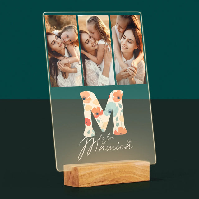 Colaj De Fotografii: M De La Mămică - Imprimare Pe Sticlă Acrilică (Verticală)