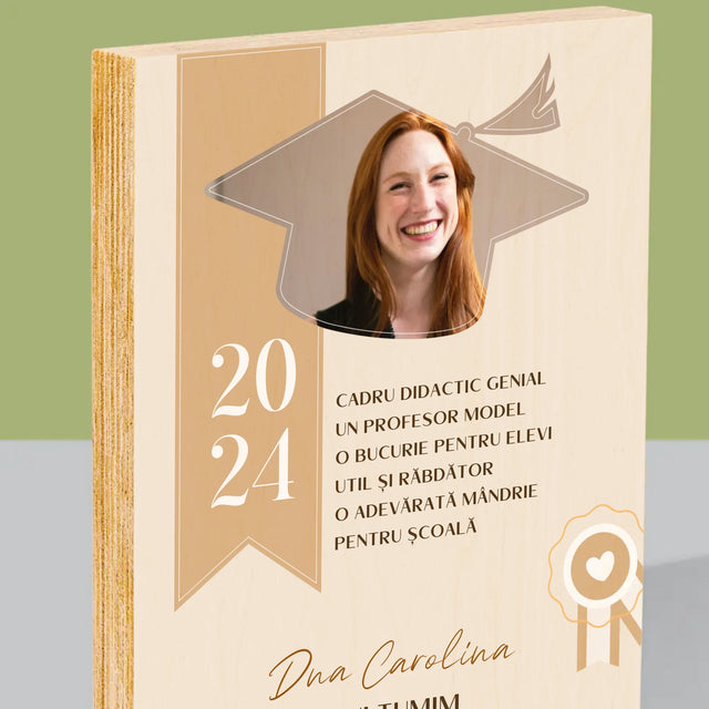 Fotografie Si Semnătură: Diplomă De Recunoștință Pentru Învățătoare - Imprimare Pe Lemn ( Verticală)