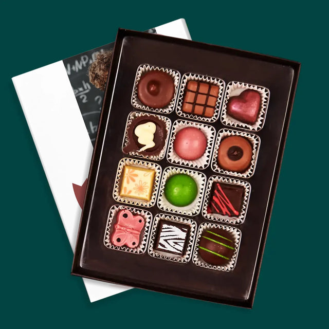 Fotografie Si Semnătură: Cea Mai Bună Învățătoare Sub Soare - Praline