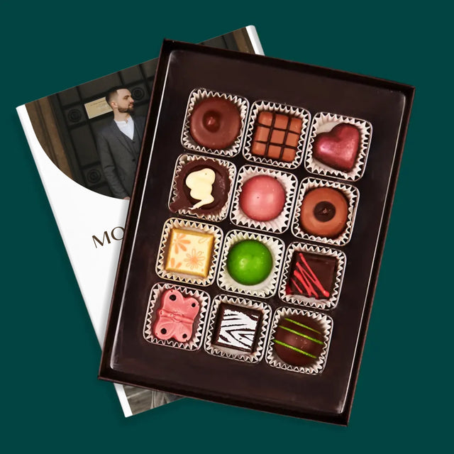 Colaj De Fotografii: Data Nunții - Praline