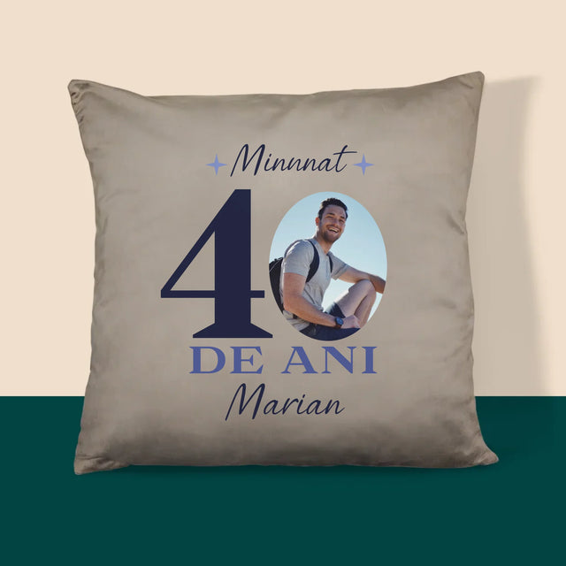 Fotografie Si Semnătură: Minunat La Vârsta De 40 De Ani - Pernă (Cu Fotografie)