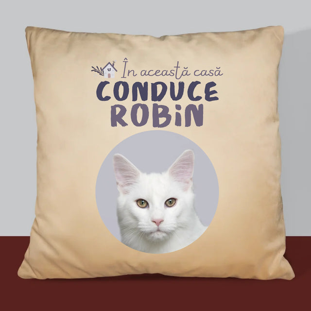 Fotografie Si Semnătură: În Această Casă Conduce Animalul - Pernă (Cu Fotografie)