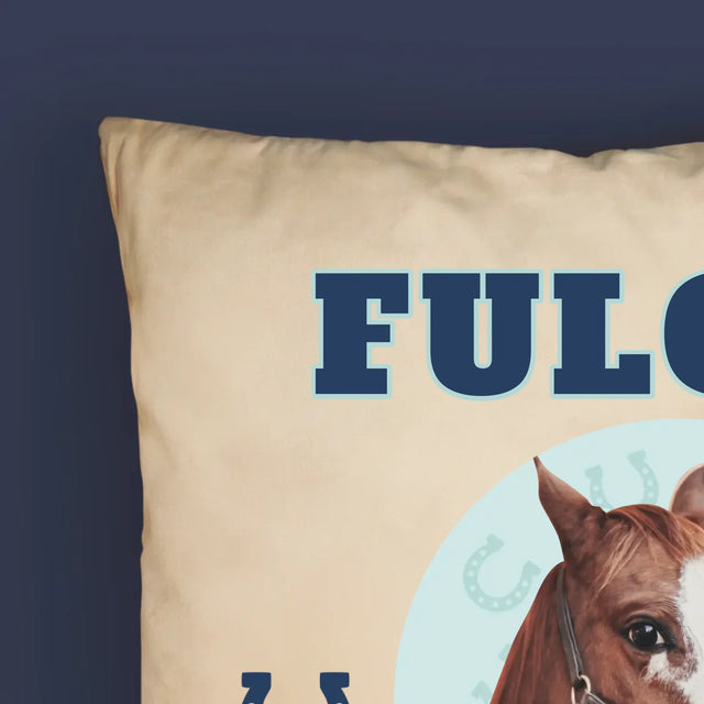 Personajul Tău: Calul Tău Varsity - Pernă (Cu Fotografie)