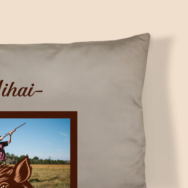 Colaj De Fotografii: Cuceritorul Mistreților - Pernă (Cu Fotografie)