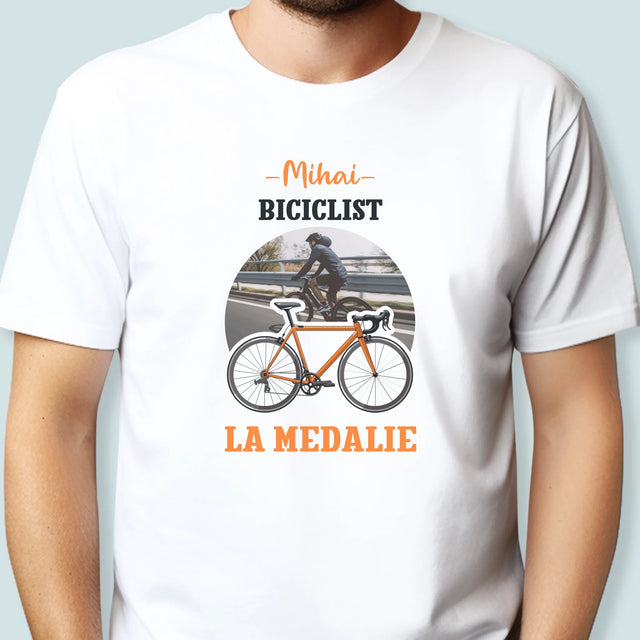 Fotografie și legendă: Ciclist câștigător al unei medalii - Tricou pentru bărbați cu imprimeu | RO