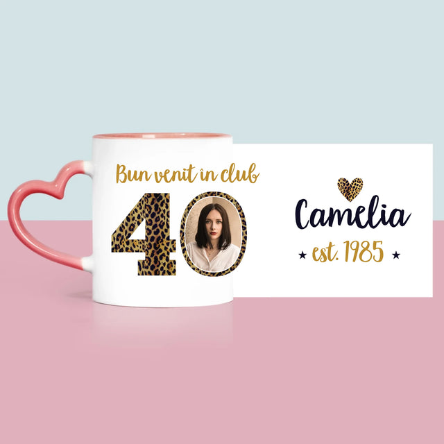Fotografie Si Semnătură: Bun Venit În Clubul 40 - Cană