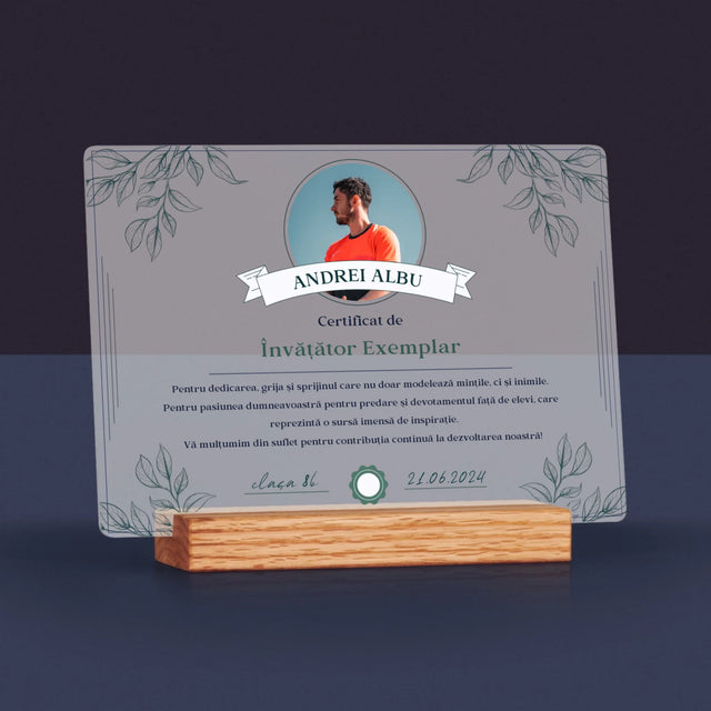 Fotografie Si Semnătură: Certificat De Învățător Exemplar - Imprimare Pe Sticlă Acrilică (Horizontală)