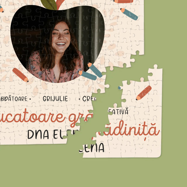 Fotografie Si Semnătură: Educatoare Grădiniță - Puzzle