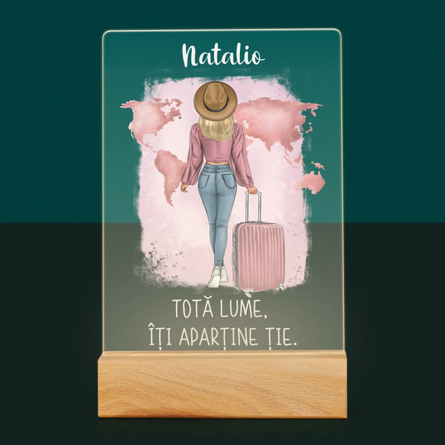 Creator De Personaj: Fată Călătoare - Imprimare Pe Sticlă Acrilică (Verticală)