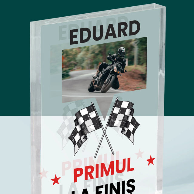 Fotografie Si Semnătură: Primul La Finiș - Bloc Acrilic