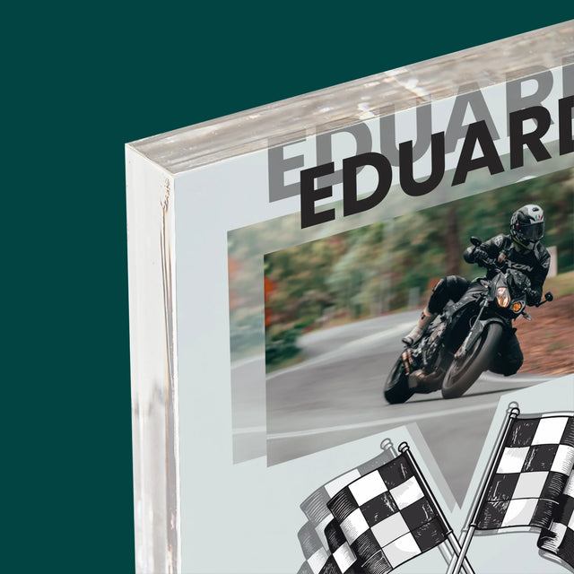 Fotografie Si Semnătură: Primul La Finiș - Bloc Acrilic