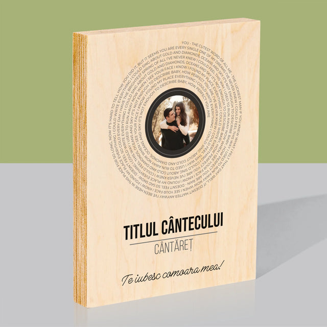 Fotografie Si Semnătură: Textul Cântecului Pe Disc - Imprimare Pe Lemn ( Verticală)