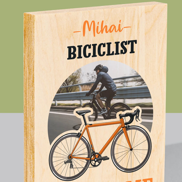 Fotografie Si Semnătură: Biciclist La Medalie - Imprimare Pe Lemn ( Verticală)