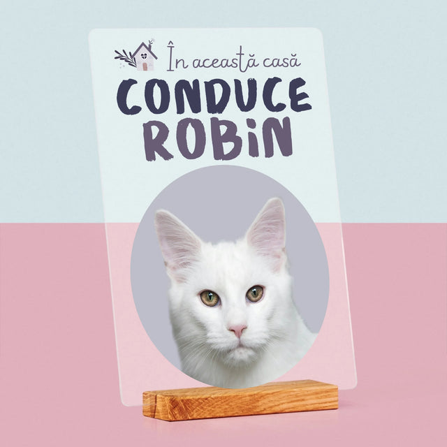 Fotografie Si Semnătură: În Această Casă Conduce Animalul - Imprimare Pe Sticlă Acrilică (Verticală)