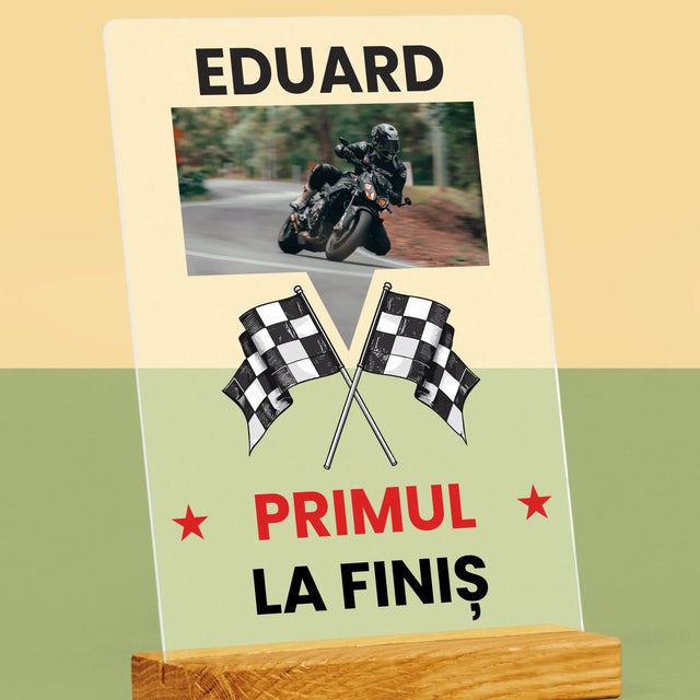 Fotografie Si Semnătură: Primul La Finiș - Imprimare Pe Sticlă Acrilică (Verticală)