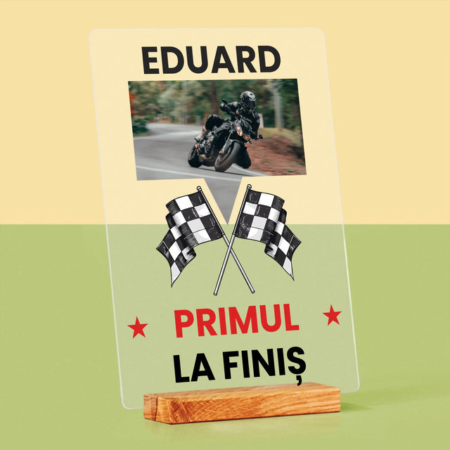 Fotografie Si Semnătură: Primul La Finiș - Imprimare Pe Sticlă Acrilică (Verticală)