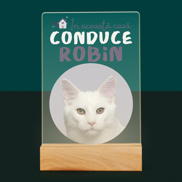 Fotografie Si Semnătură: În Această Casă Conduce Animalul - Imprimare Pe Sticlă Acrilică (Verticală)