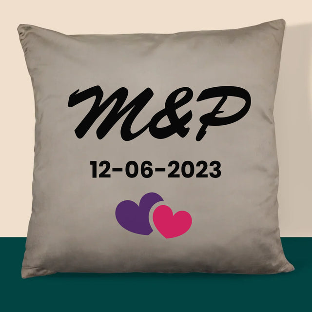 Monogramă: Inițiale Inimi - Pernă (Cu Fotografie)