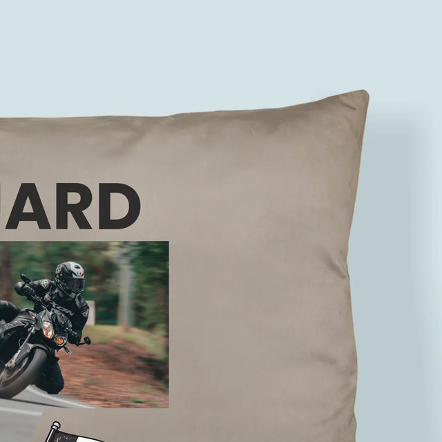 Fotografie Si Semnătură: Primul La Finiș - Pernă (Cu Fotografie)