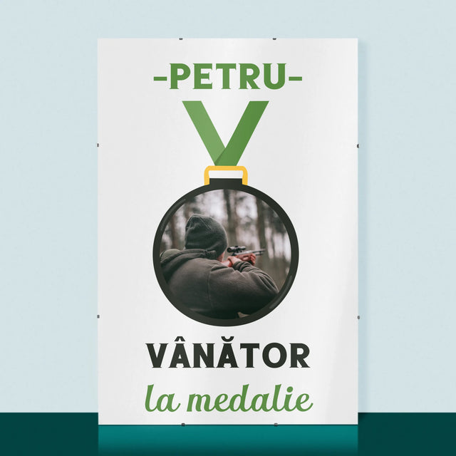 Fotografie Si Semnătură: Vânător La Medalie - Poster