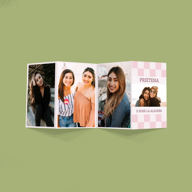 Fotografie Si Semnătură: Prietena E Soră La Alegere - Set Mare Fotografii Pliante