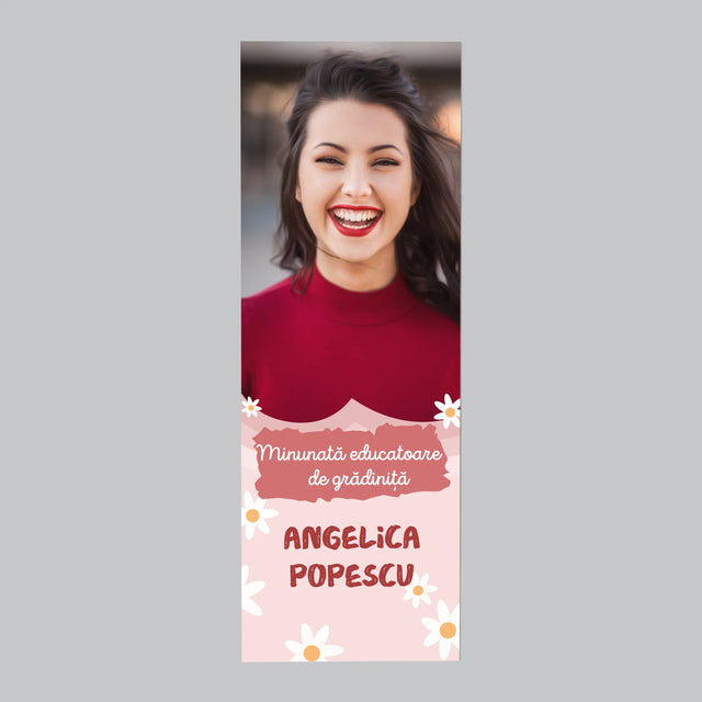 Fotografie Si Semnătură: Minunată Educatoare De Grădiniță - Magnet Pe Fregider